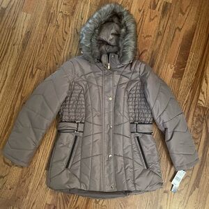 INTL d.e.t.a.i.l.s Coat